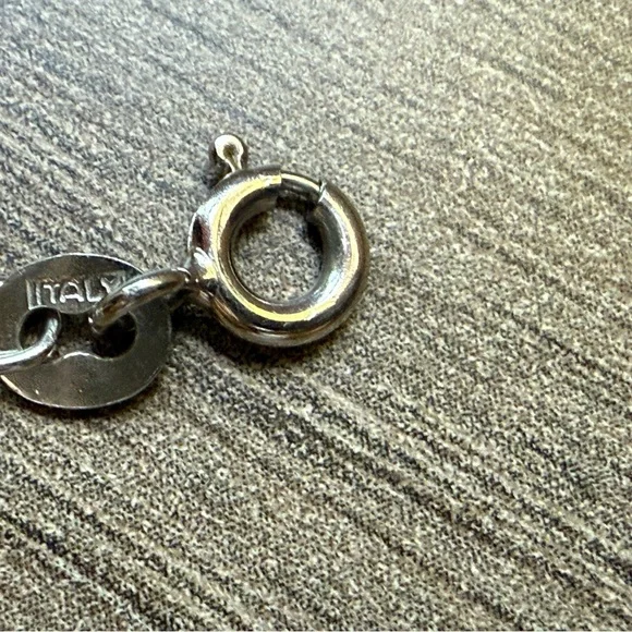 Diamonds in Rhythm 1/2 ct tw Necklace 14k
White Gold - Picture 8 of 8